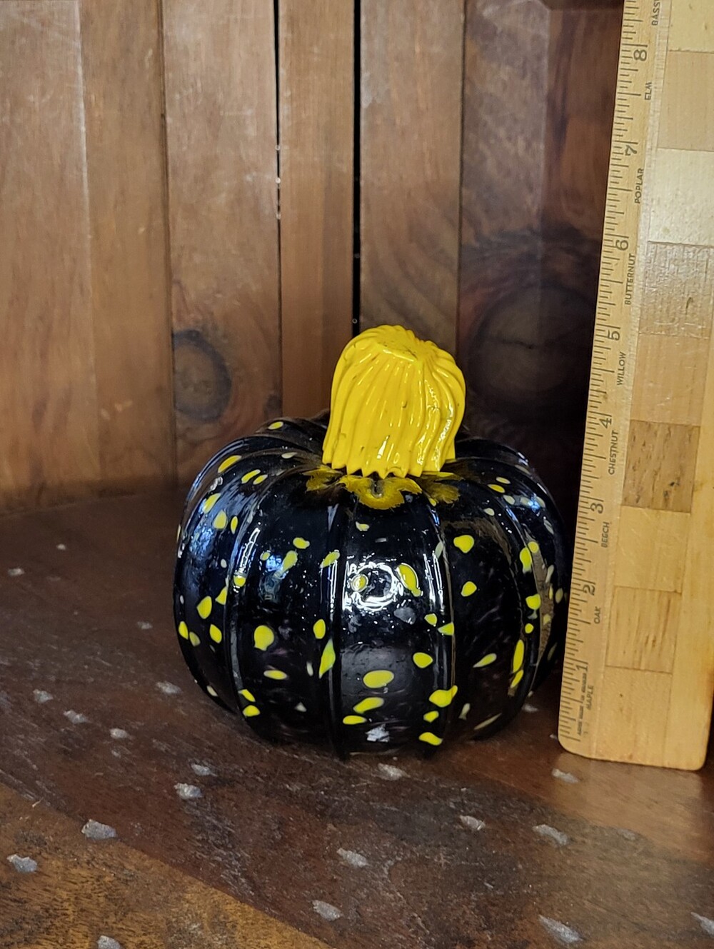 Glowy Glass Pumpkin - Picture 6 of 14